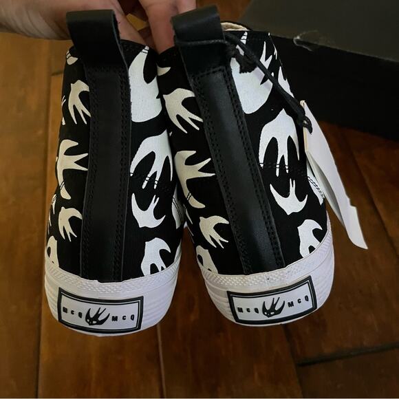 MCQ Alexander Queen Swallow Swarm Vulc High-Top Sneaker in Black - Picture 7 of 8